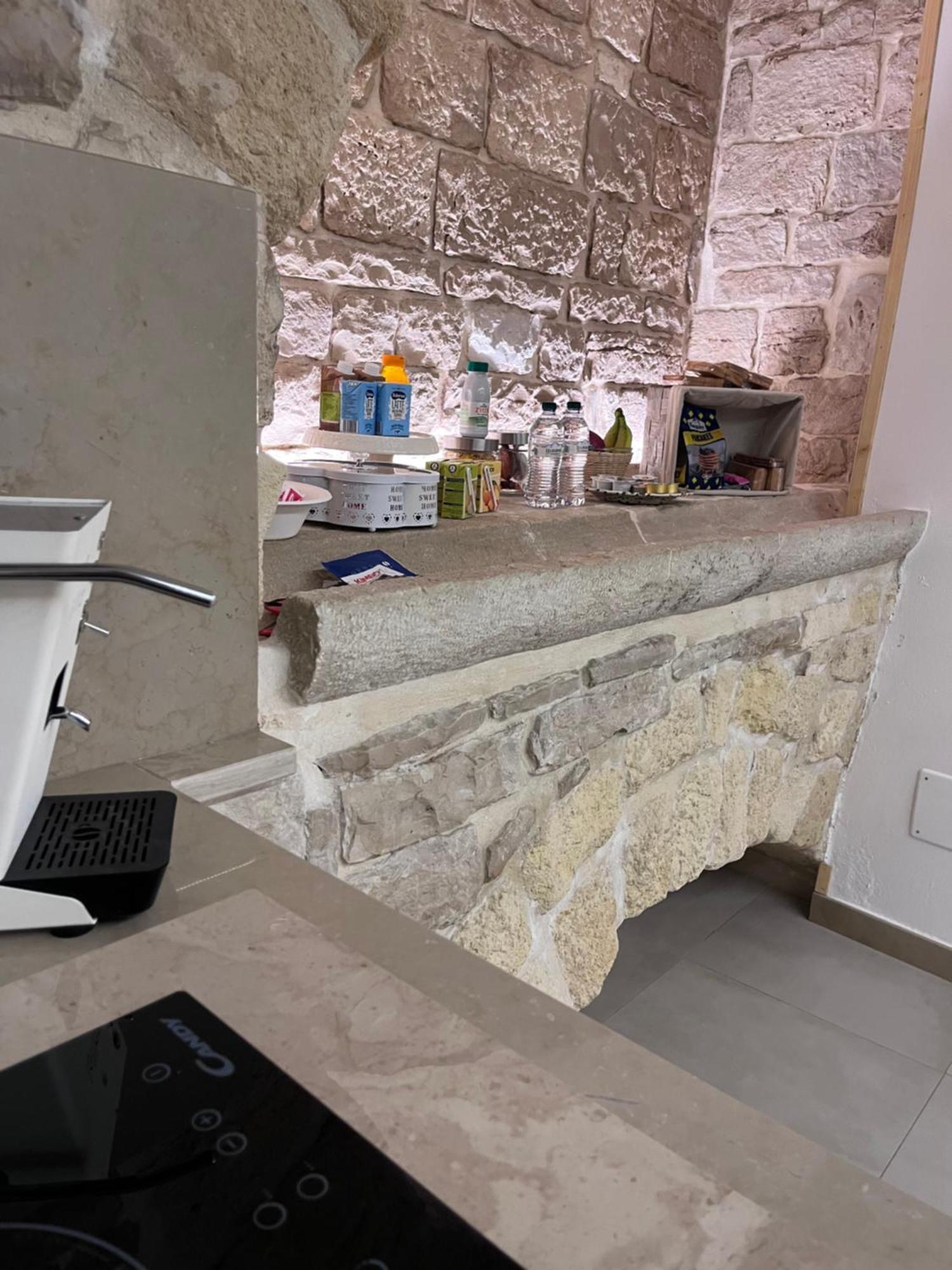 Epoca Suite House Trani Exteriör bild
