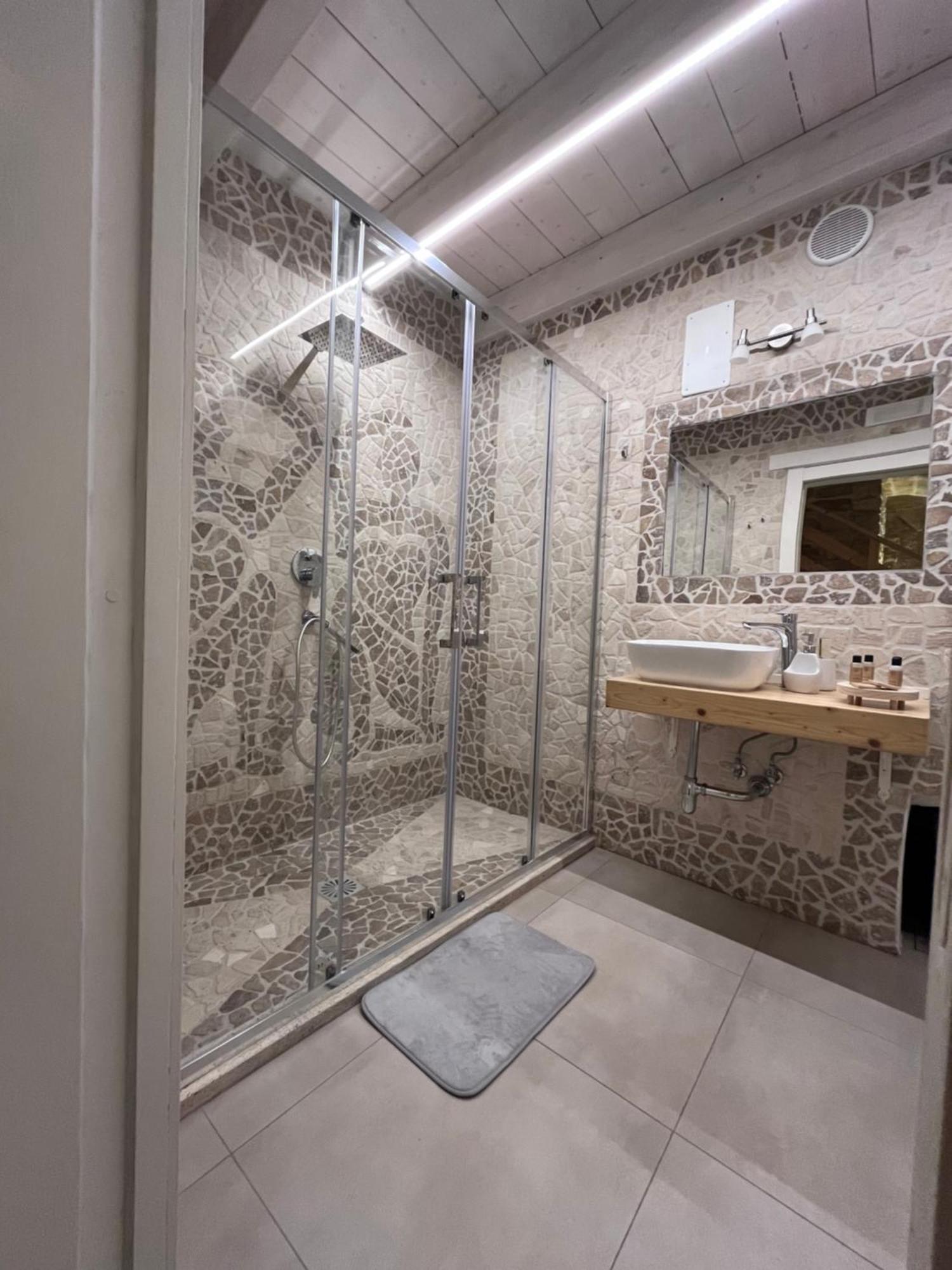 Epoca Suite House Trani Exteriör bild